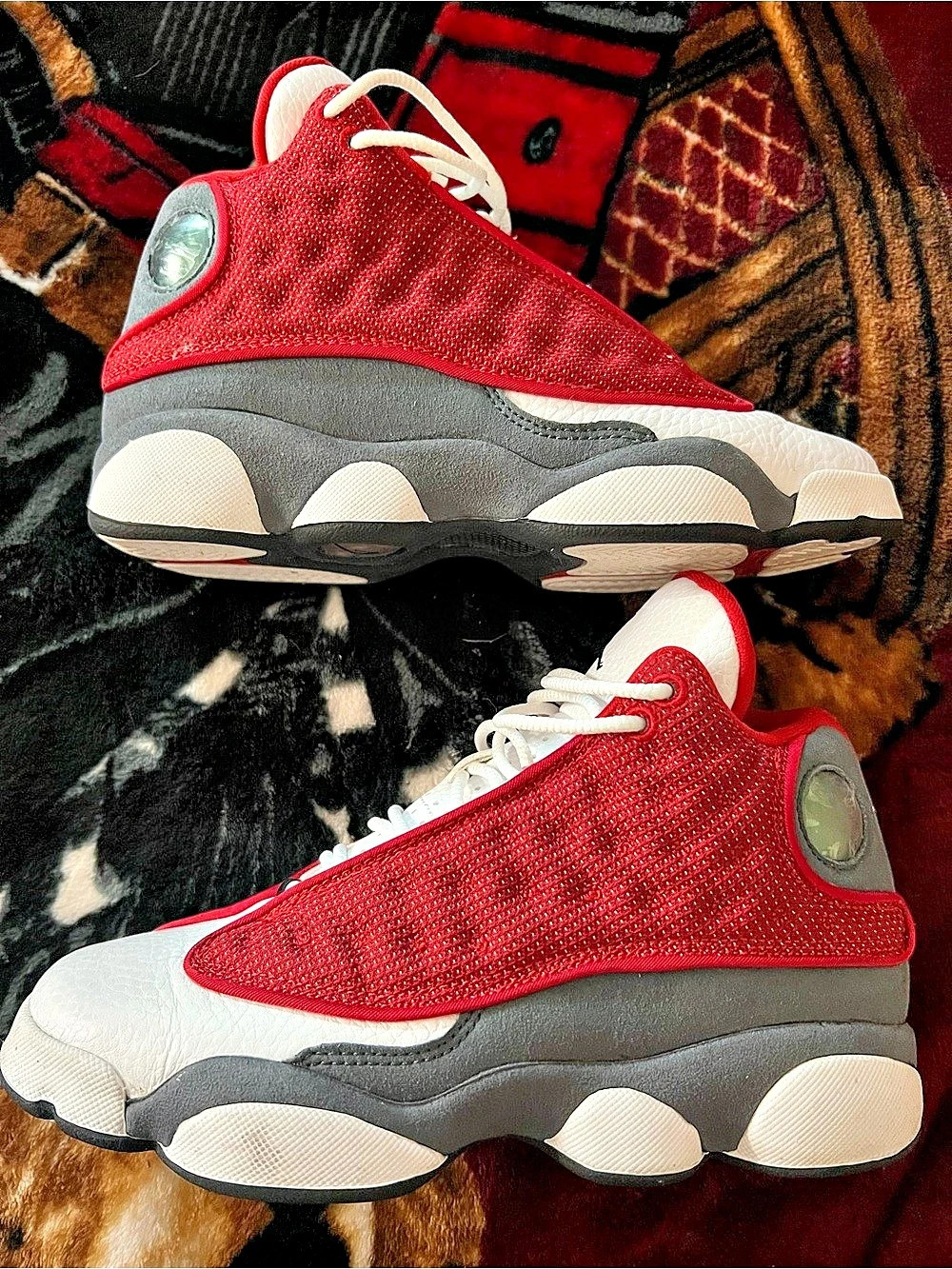 Nike Air Jordan 13 Retro Grade School Size 4Y, worn ONCE!